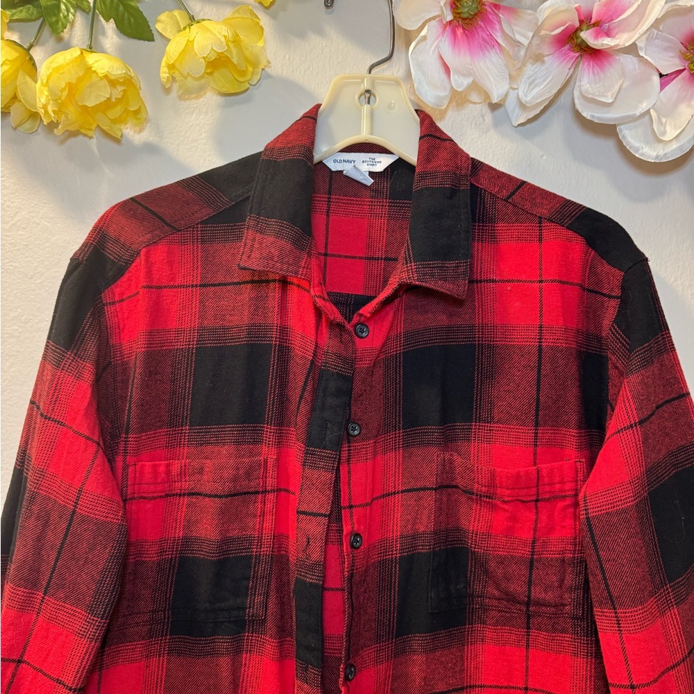 Old Navy Red and Black Plaid Button-Up Shirt Jacket - Picture 2 of 10